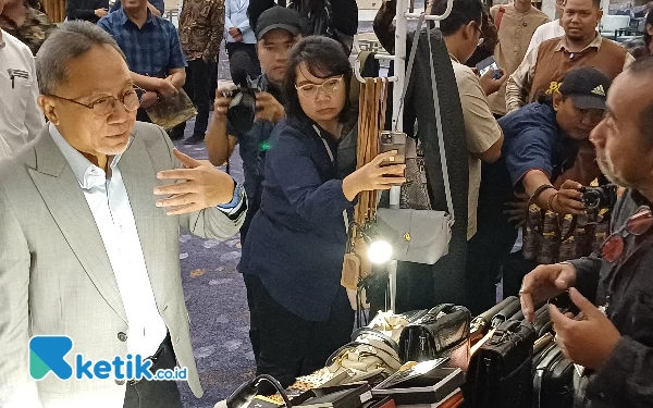 Thumbnail Minyakita Dipastikan Naik Jadi Rp 15.500 Per Liter