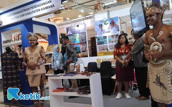 Thumbnail Disperindakop dan UKM Kaimana Ikuti Pameran Nasional Jogja ITTAF 2024, Kenalkan Berbagai Potensi Kota Senja