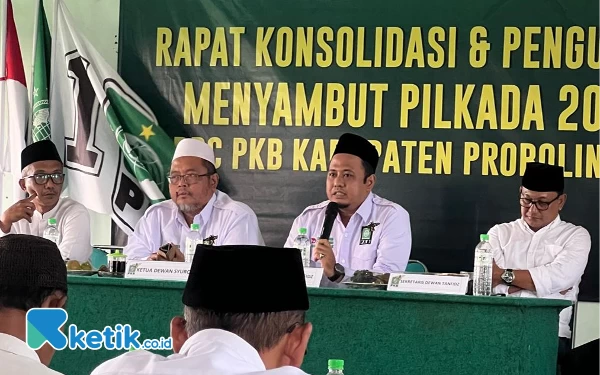 Thumbnail KH Fahmi Abdul Haq Zaini Siap Bertarung di Pilkada Probolinggo 2024