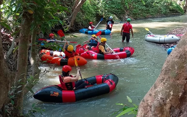 Thumbnail Nikmati Keseruan Tour Pakcrafting Kali Papah di Kulonprogo