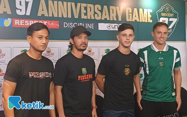 Thumbnail Persebaya Maksimalkan Kekuatan di Anniversary Game, Munster: Lihat Kemampuan Semua Pemain