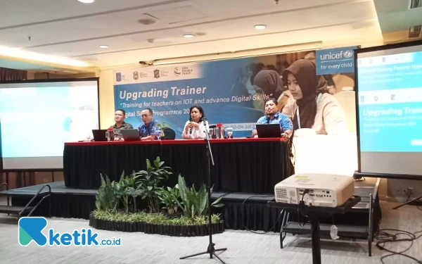 Thumbnail Berita - Tingkatkan Kapasitas Trainer, ITS Bersama Unicef Gelar Upgrading Trainer Program Digital Skills