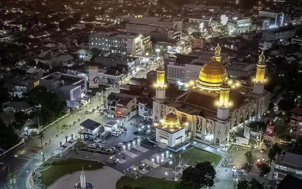 Thumbnail Menakjubkan, Berikut Potret Kota Sukabumi di Malam Hari