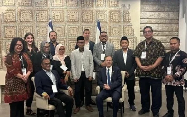 Thumbnail Berita - Ketua PBNU Tegas Kecam 5 Nahdliyin yang Menghadap Presiden Israel