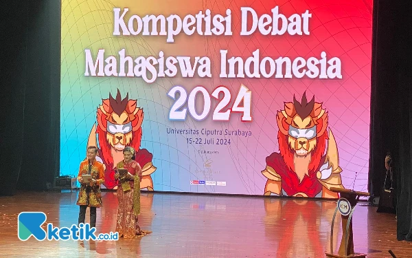 Thumbnail Universitas Ciputra Jadi Tuan Rumah KDMI, Dihadiri Langsung Pemenang Debat Internasional