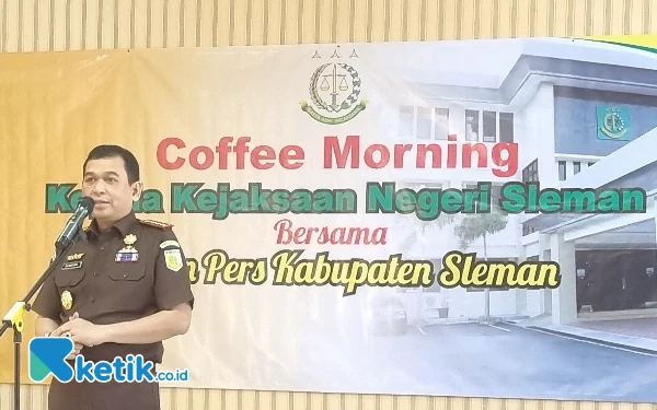 Thumbnail Gelar Coffee Morning dengan Awak Media, Ini Sosok Kajari Sleman Bambang Yunianto