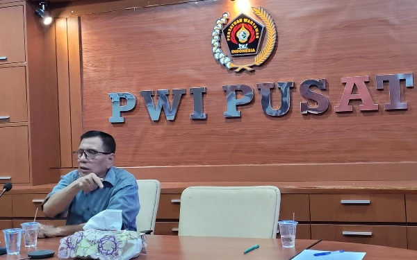 Thumbnail Berita - Diberhentikan sebagai Ketum PWI Pusat oleh Dewan Kehormatan, Hendry Ch Bangun Melawan