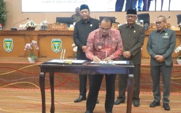 Thumbnail Berita - DPRD dan Pemkot Madiun Resmi Sepakati KUA PPAS 2025, Usung 4 Program Prioritas