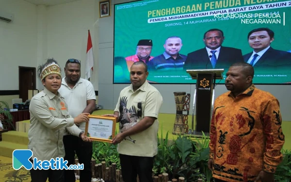 Thumbnail PP Pemuda Muhammadiyah Beri Penghargaan Tokoh Muda Negarawan di Papua Barat Daya