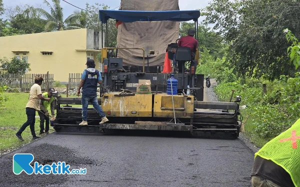 Thumbnail Berita - Bupati Bassam Tunaikan Janji, Wajah Infrastruktur Jalan di Pulau Obi Berubah