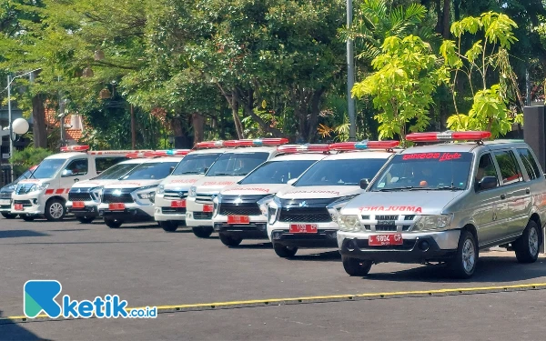 Thumbnail Berita - Tahap Awal Program 1 Kelurahan 1 Ambulans, Eri Targetkan Respons Time 15 Menit