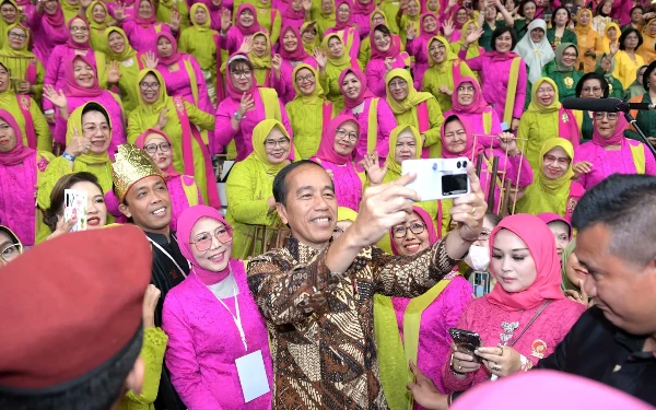 Ini Pesan Jokowi di Peringatan Hari Kebaya Nasional 2024