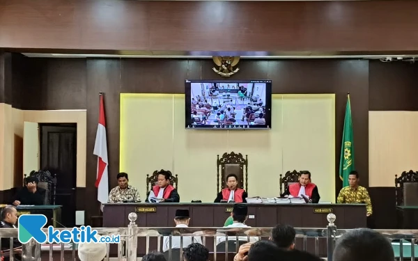 Thumbnail Tok! Majelis Hakim PN Sampang Nyatakan Moch Wijdan Tak Terbukti Sebagai Otak Penembakan Muarah