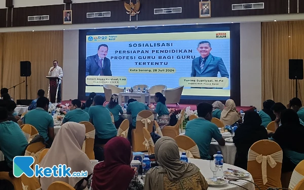 Thumbnail Anggota DPR RI Gandeng Balai Pendidikan Papua Barat Gelar Workshop PPG