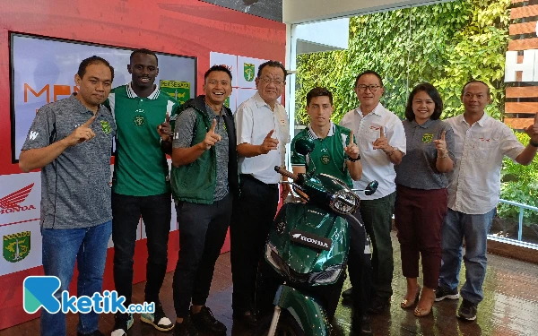 Thumbnail MPM Honda Kembali Sponsori Persebaya Arungi Kompetisi Liga 1 Musim 2024-2025