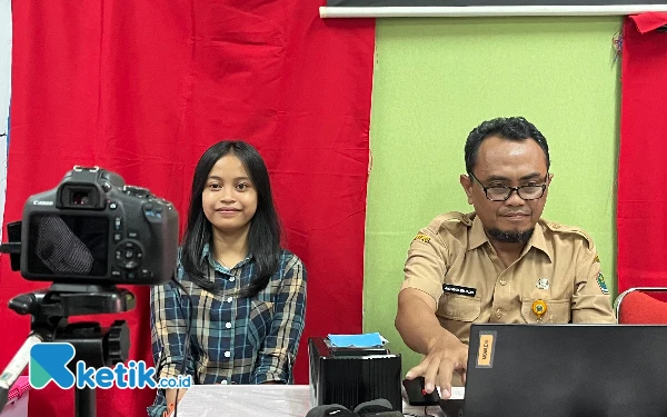 Thumbnail Jelang Pilkada, 220 Siswa SMAN 8 Kota Malang Lakukan Perekaman e-KTP