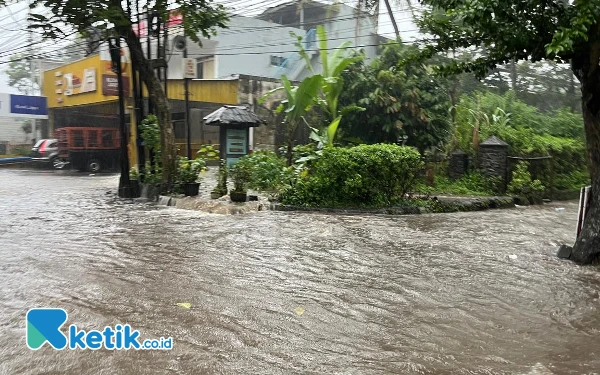 Thumbnail Masuk Musim Hujan, Warga Kota Malang Khawatirkan Banjir