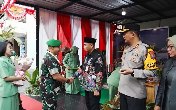 Thumbnail Sinergitas dengan TNI, Sekda Lumajang Berharap Perkuat Keamanan