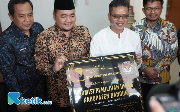 Thumbnail Berita - Gedung Baru KPU Kab Bandung Diresmikan, Bupati: Simbol Komitmen Tingkatkan Kualitas Demokrasi