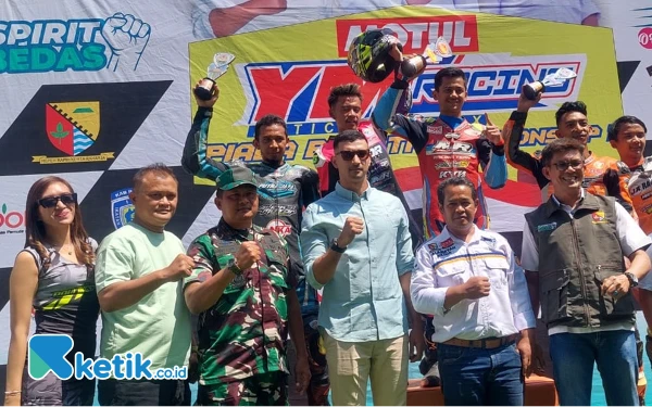 Thumbnail Ali Syakieb Apresiasi dan Bangga Digelarnya Lomba Balap Motor Bupati Bandung Cup