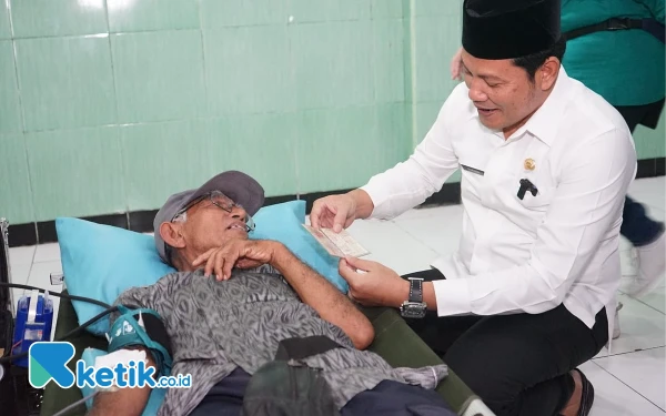 Thumbnail Program UHC Tercapai, Pemkab Sidoarjo Cover Biaya Berobat 155.843 Warga dengan KIS PBID