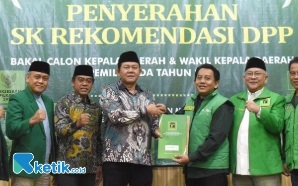 Thumbnail Ditunjang PPP dan Gerindra, Elektabilitas Bambang-Bayu di Pilkada Kota Blitar Kian Meroket