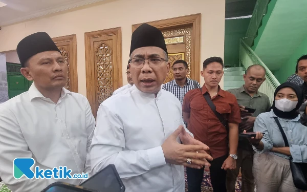 Thumbnail Polemik PKB dan PBNU Kian Meruncing, Rais Aam Panggil Ketua Umum PBNU ke Surabaya