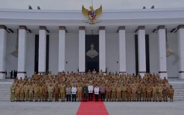 Thumbnail Pj Wali Kota Malang Diboyong Presiden ke IKN, Bahas Pilkada 2024