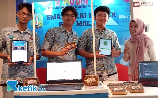 Thumbnail Jadi Produk Terbaik, SMAN 1 Turen Pamerkan Aplikasi Pengelola Sampah di Demo Day Digital Skills