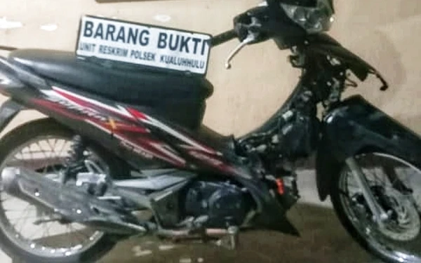 Thumbnail Astaga! Maling Sikat Sepeda Motor Saat Pemiliknya Tertidur di Masjid