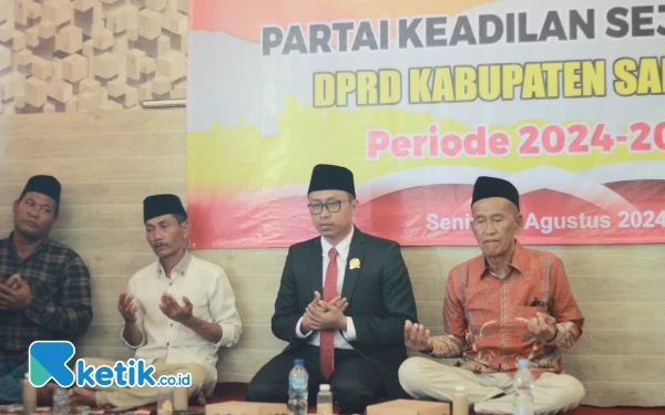 Thumbnail Resmi Dilantik Jadi Anggota DPRD Sampang dari PKS, Ini Fokus Utama Mahfud