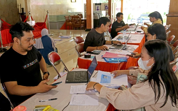 Thumbnail Berita - 444 Mahasiswa Terima Beasiswa Pemuda Tangguh dari Pemkot Surabaya