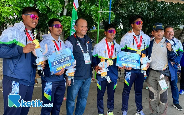 Koleksi Emas dari Cabor Dayung Bikin Jabar di Puncak Klasemen PON XXI