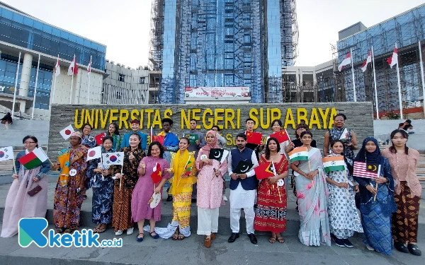 Thumbnail Mahasiswa dari 18 Negara Tampilkan Keberagaman Budaya di Kampus Unesa