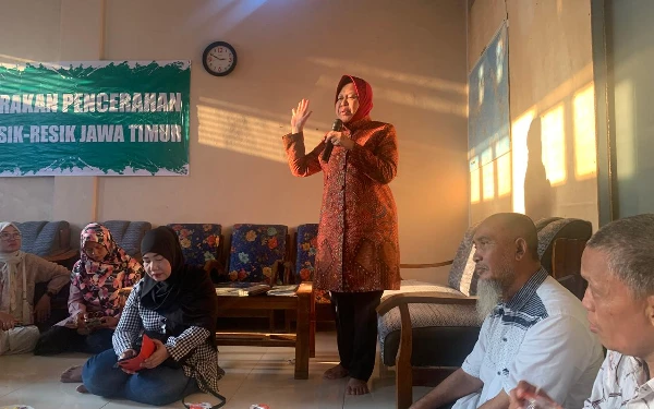 Thumbnail Risma Dengarkan Langsung Permasalahan Masyarakat Lamongan, Pendidikan Hingga Penanganan ODGJ