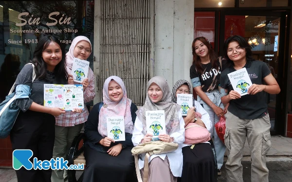 Thumbnail Mahasiswa Abhiseva Oseanografi ITB Gelar Edukasi kepada Warga Sekitar Sungai Cikapundung