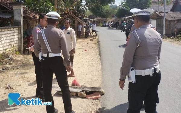 Thumbnail Oknum Polisi Tabrak Pejalan Kaki di Sampang Madura hingga Tewas