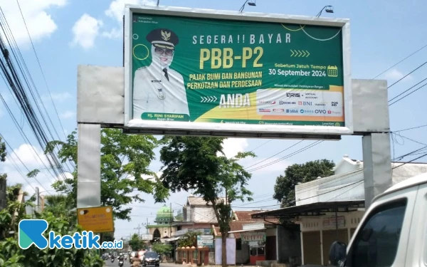 Thumbnail Tim Kampanye Rizky Laporkan Dugaan Pelanggaran Kampanye oleh Petahana Bupati Blitar