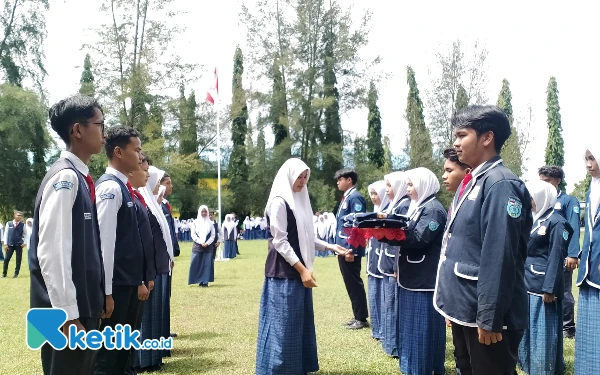 Thumbnail Berita - SMAN Tunas Bangsa Lantik Pengurus OSIS