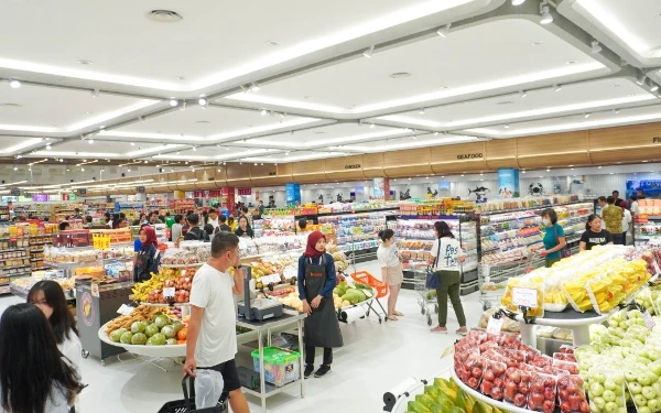 Thumbnail Daftar 7 Supermarket Populer di Surabaya, Ada yang Baru Dibuka