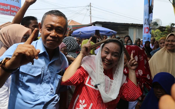 Thumbnail Berita - Dukungan Semakin Kuat, Lucianty-Syaparuddin Diprediksi Menangkan Pilkada Muba