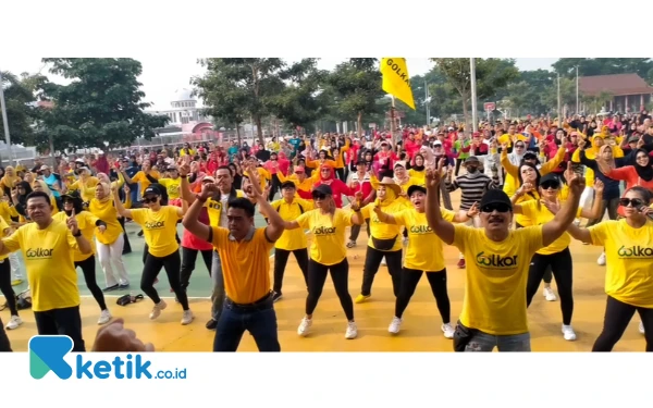 Thumbnail Berita - Senam Sehat HUT Golkar Kota Blitar: Hadiah dan Harapan untuk Pasangan Bambang-Bayu