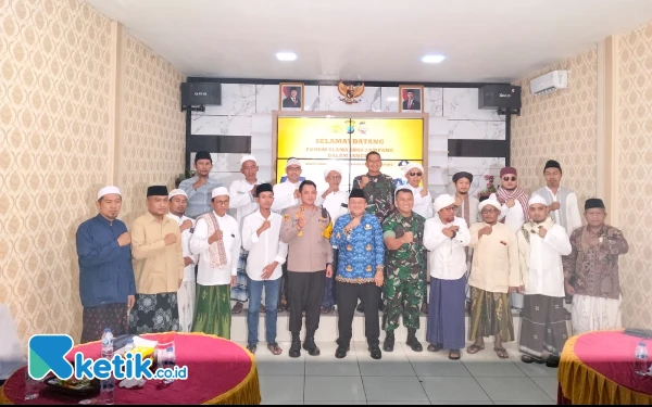 Thumbnail Berita - Forum Ulama Sampang Desak Polri Usut Tuntas Insiden Berdarah di Ketapang