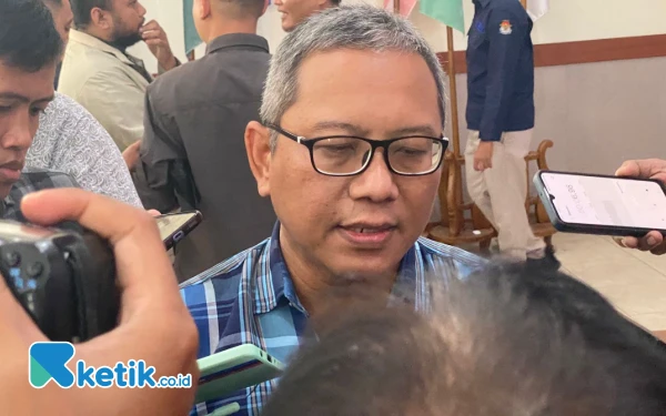 Masa Tenang Pilkada 2024, KPU Surabaya Tak Copot Alat Peraga Sosialisasi