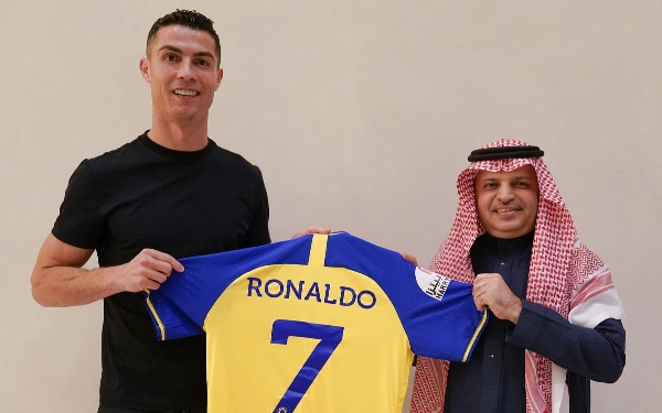 Thumbnail Berita - Resmi Gabung Al Nassr: Ahlan wa Sahlan Cristiano Ronaldo