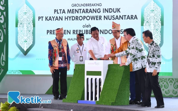 Thumbnail Lakukan Groundbreaking PLTA Mentarang Induk, Jokowi: Wujud Kerja Sama Indonesia-Malaysia