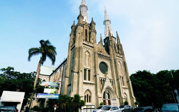 Thumbnail Dukung Misa Natal Katedral, Masjid Istiqlal Sediakan Parkir dan Tambah Petugas Jaga