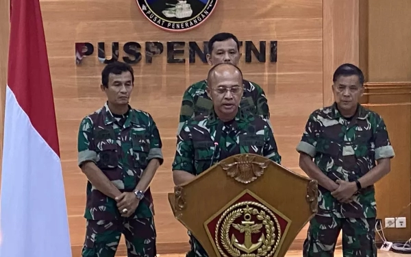 Thumbnail Diserang KKB, Kapuspen TNI Sebut Satu Prajurit Gugur di Papua, Bukan Enam