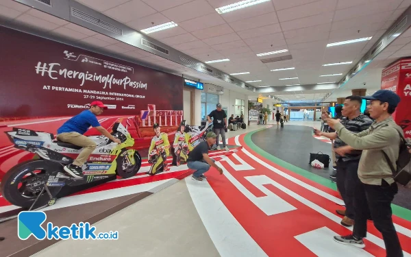 Thumbnail Euforia MotoGP Mandalika 2024, Bandara Lombok Bersolek