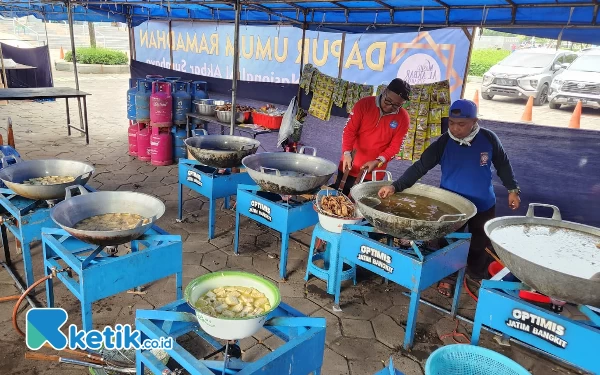 Untuk Buka Puasa, Masjid Al-Akbar Surabaya  Siapkan 6 Ton Beras